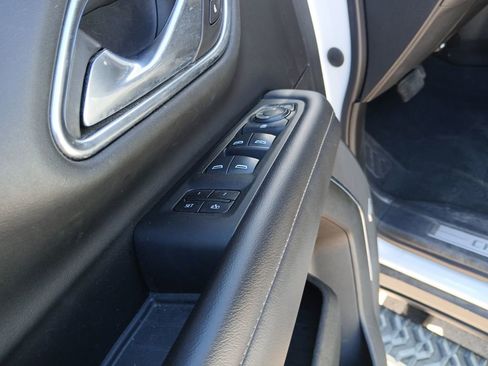 Used 2021 Chevrolet Tahoe Z71 image 10