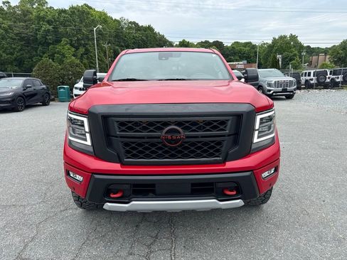 Used 2023 Nissan Titan PRO-4X w/ Pro-4x Convenience Package AWD/4WD image 8