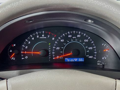 Used 2009 Toyota Camry LE FWD image 5