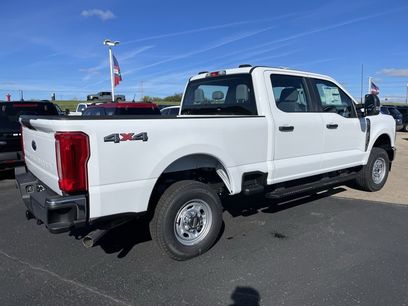 New 2026 Ford F250 XL w/ XL Chrome Package