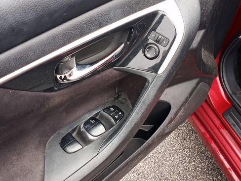 Used 2013 Nissan Altima 2.5 S image 18