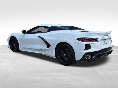 Used 2022 Chevrolet Corvette Stingray Premium Conv w/ Z51 Performance Package RWD image 9