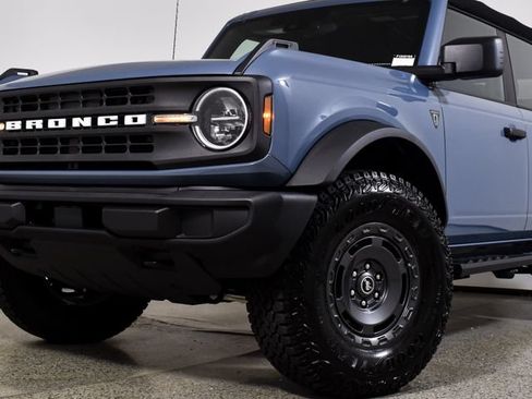 Used 2025 Ford Bronco 4-Door w/ Sasquatch Package AWD/4WD image 7