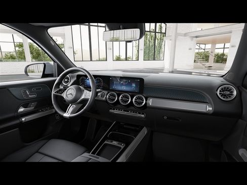 New 2026 Mercedes-Benz GLB 250 4MATIC image 41