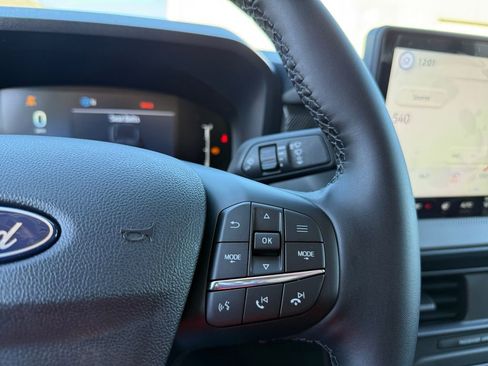 New 2025 Ford Maverick XLT w/ XLT Luxury Package image 23