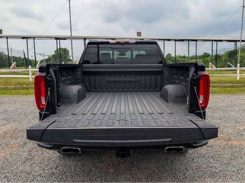 Used 2023 GMC Sierra 1500 Denali w/ Denali Reserve Package AWD/4WD image 8