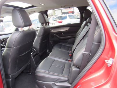 Used 2024 MAZDA CX-90 3.3 Turbo w/ Preferred Plus image 29