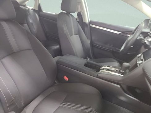 Used 2018 Honda Civic EX image 16