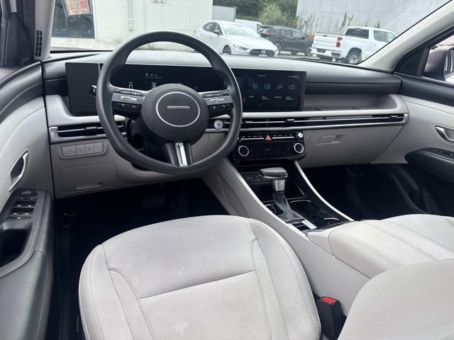 Used 2025 Hyundai Tucson SEL AWD/4WD image 16