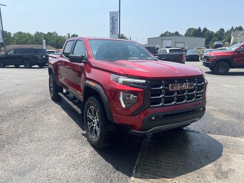 Used 2024 GMC Canyon AT4 w/ AT4 Premium Package AWD/4WD image 15