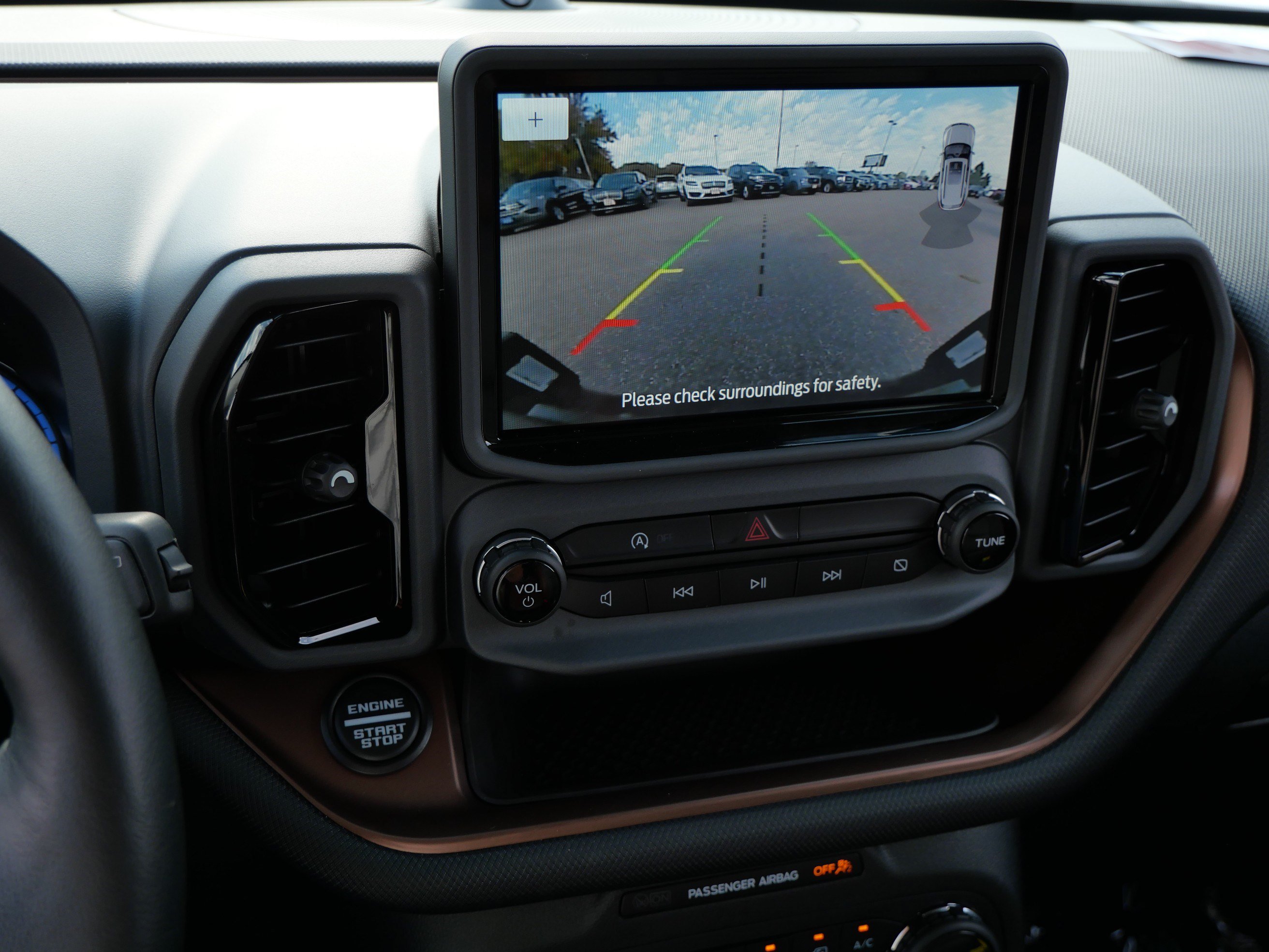 Certified 2023 Ford Bronco Sport Outer Banks w/ Tech Package AWD/4WD image 31