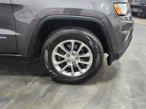 Used 2015 Jeep Grand Cherokee Limited w/ Luxury Group II image 13