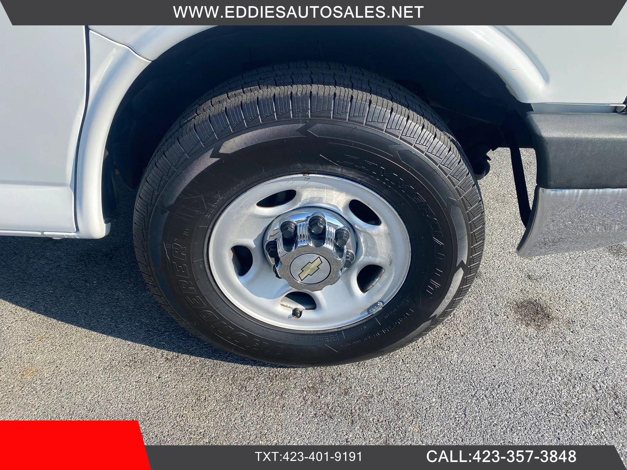 Used 2015 Chevrolet Express 3500 LT w/ LT Preferred Equipment Group RWD image 30