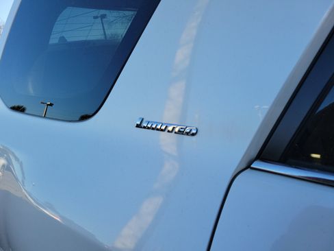 Used 2023 Toyota 4Runner Limited image 13