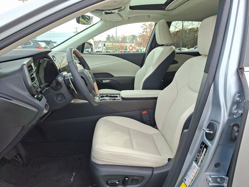 Used 2024 Lexus RX 350 AWD image 13