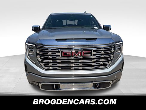 Used 2026 GMC Sierra 1500 Denali w/ Technology Package AWD/4WD image 8