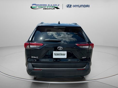 Used 2024 Toyota RAV4 XLE FWD image 7