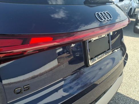 Used 2025 Audi Q5 Prestige AWD/4WD image 9