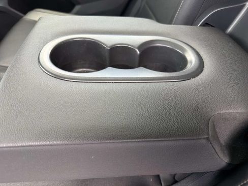 Used 2020 Volkswagen Tiguan SE w/ Panoramic Sunroof Package FWD image 14