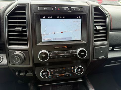 Used 2019 Ford Expedition Limited w/ Equipment Group 303A RWD image 36