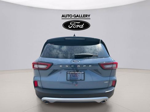 New 2024 Ford Escape SE FWD image 8