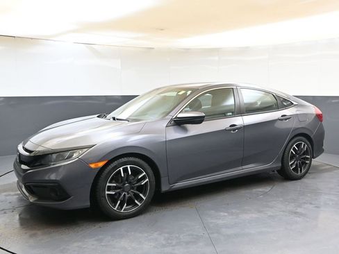 Used 2019 Honda Civic Sport image 2