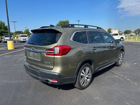 Used 2022 Subaru Ascent Limited AWD/4WD image 9