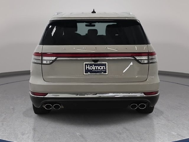 Certified 2023 Lincoln Aviator Reserve w/ Elements Package Plus AWD/4WD image 6
