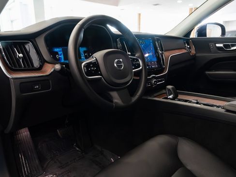 Used 2023 Volvo XC60 B5 Plus w/ Protection Package Premier AWD/4WD image 18
