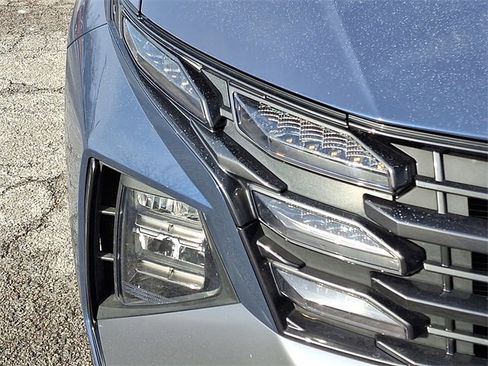Certified 2025 Hyundai Tucson SEL image 9