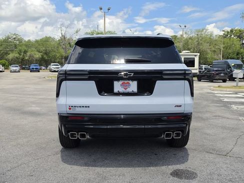 New 2026 Chevrolet Traverse RS w/ LPO, Floor Liner Package FWD image 5