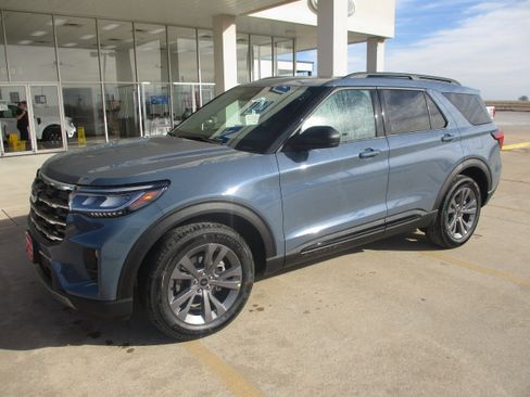 New 2026 Ford Explorer Active w/ Active Comfort Package image 25