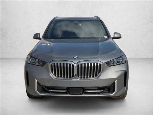 Used 2024 BMW X5 xDrive40i AWD/4WD image 2