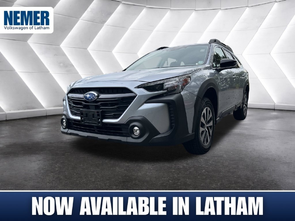 Used 2024 Subaru Outback Premium AWD/4WD image 1