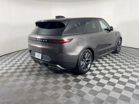 New 2026 Land Rover Range Rover Sport SE image 10