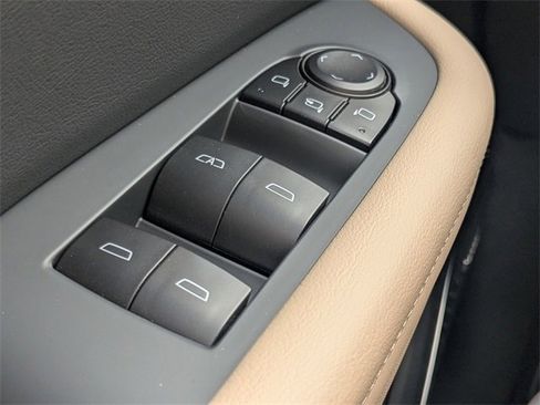 New 2026 Buick Enclave Preferred w/ Power Package image 23