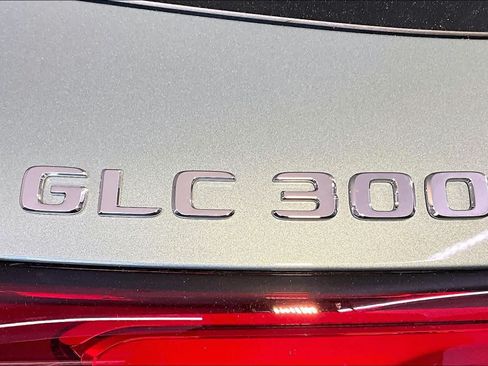 New 2026 Mercedes-Benz GLC 300 4MATIC image 6