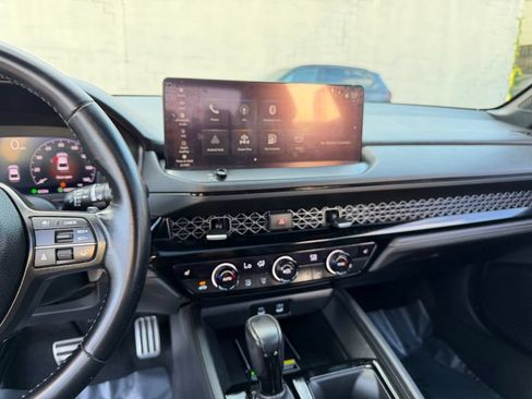 Used 2025 Honda Accord Sport image 20
