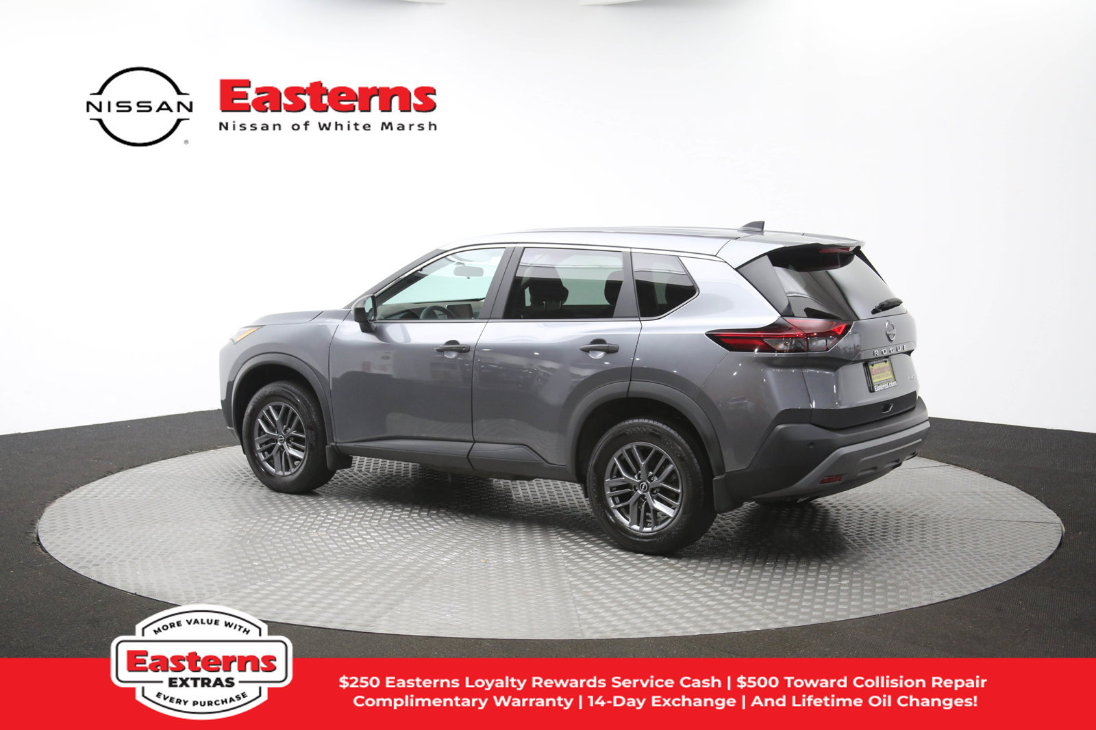 Used 2023 Nissan Rogue S AWD/4WD image 61