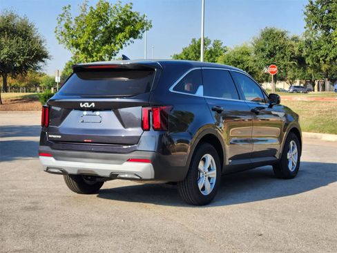 New 2026 Kia Sorento LX image 4