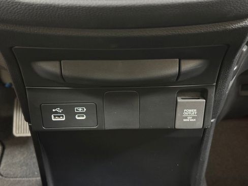 Used 2025 Honda Odyssey Sport-L image 39