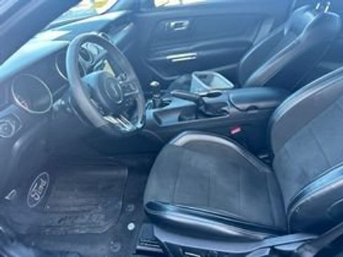 Used 2016 Ford Mustang Shelby GT350 w/ Technology Package RWD image 9