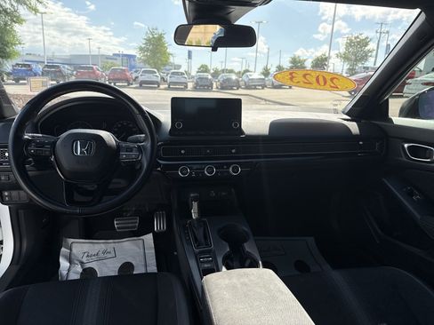 Used 2023 Honda Civic Sport image 26