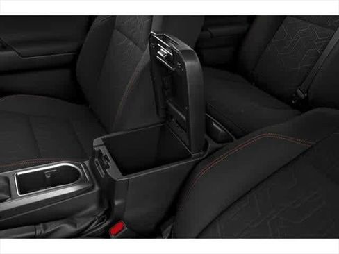 Used 2022 Toyota Tacoma TRD Sport w/ TRD Premium Sport Package AWD/4WD image 10