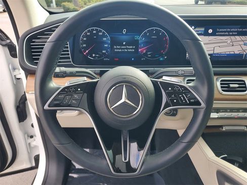 Used 2024 Mercedes-Benz GLE 450 4MATIC image 29