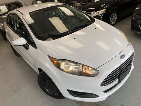 Used 2015 Ford Fiesta S image 7