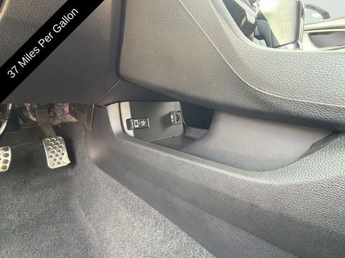 Used 2021 Honda Civic Sport image 24