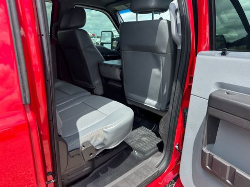 Used 2015 Ford F250 XL w/ Power Equipment Group image 22