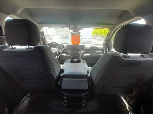 Used 2022 RAM 1500 Big Horn AWD/4WD image 42