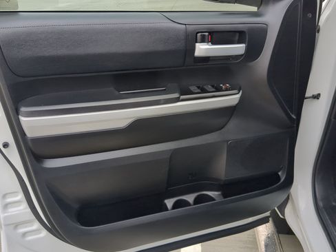 Used 2021 Toyota Tundra SR5 image 13